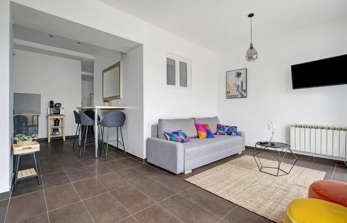 Havre De Paix Pour 4, Clim Et Balcon, Caluire Apartment 0*, Caluire-et-Cuire France