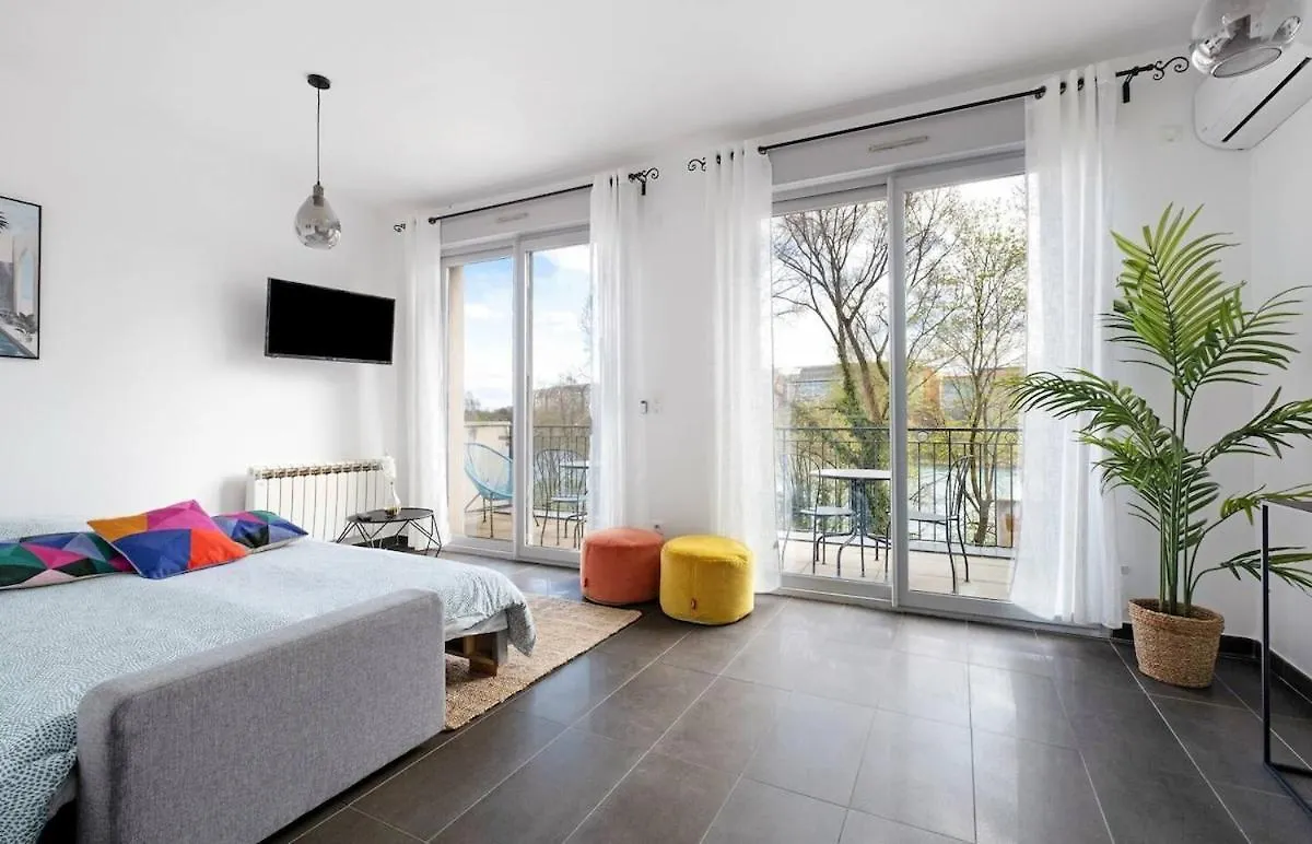 Havre De Paix Pour 4, Clim Et Balcon, Caluire Apartment Caluire-et-Cuire